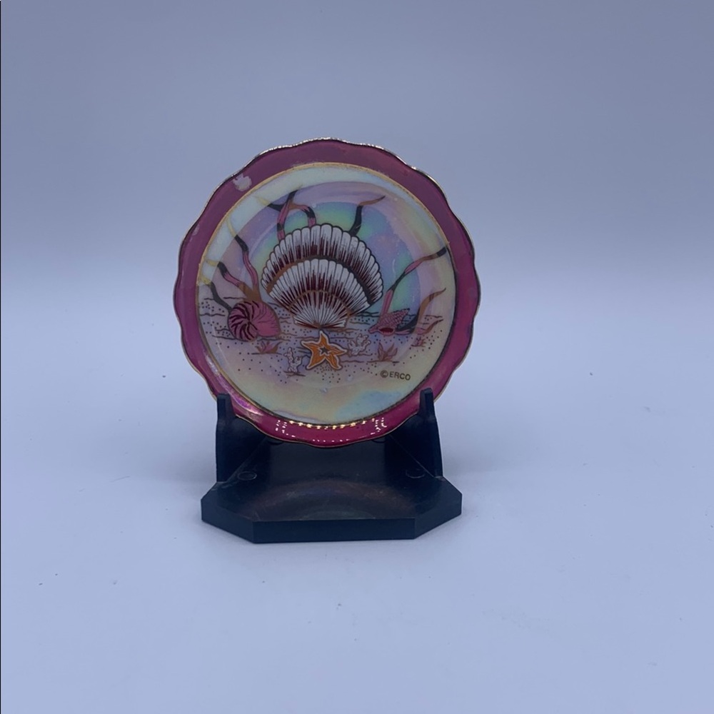 Vintage Erco 3 1/4 Miniature Clam Shell Plate Pink & Gold Accents Plastic Stand